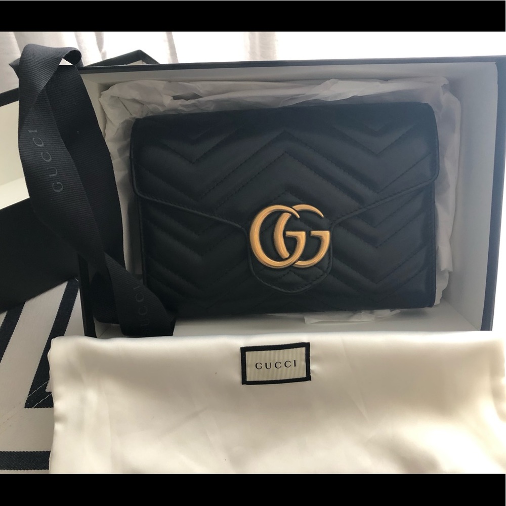 Gucci Black Marmont Matelasse Mini Bag